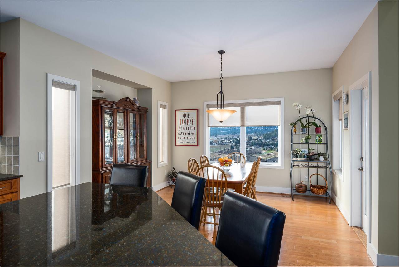 Adela'S Bed And Breakfast West Kelowna Εξωτερικό φωτογραφία