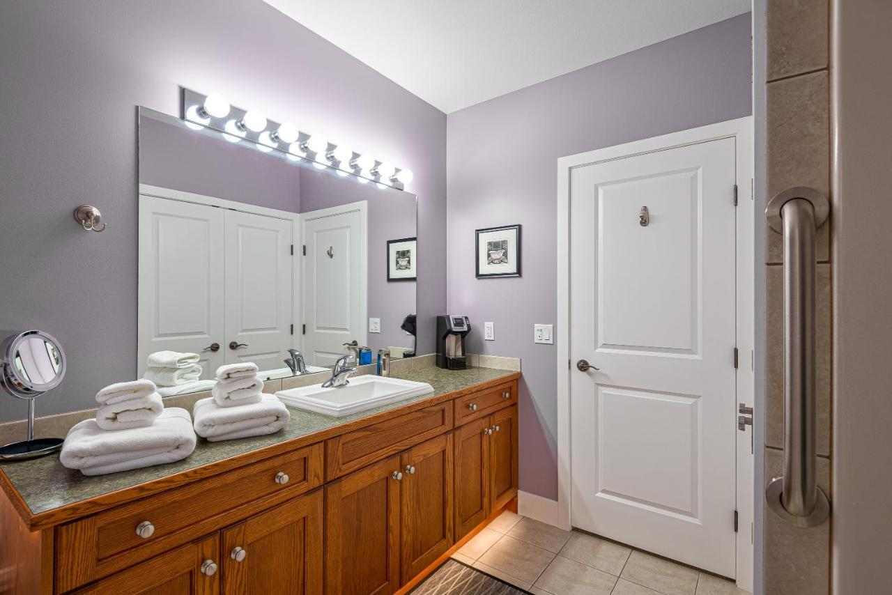 Adela'S Bed And Breakfast West Kelowna Εξωτερικό φωτογραφία